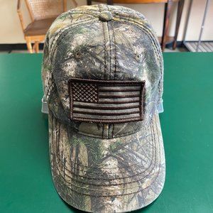 Outdoor Cap Camouflaged USA Flag Ball Cap Hunting Hat Adjustable Size Strap